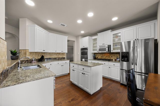 5836 Brittlyns CT, Austin, TX 78730