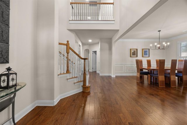 5836 Brittlyns CT, Austin, TX 78730