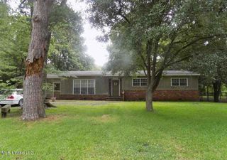 119 S Canton Club Circle, Jackson, MS 39211