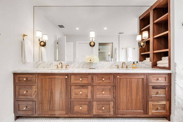 4909 Avenue G, Austin, TX 78751