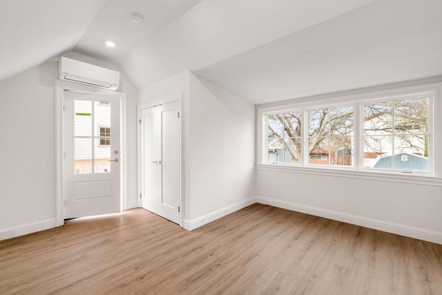 4909 Avenue G, Austin, TX 78751