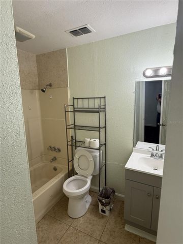 102 GROVE STREET, Orlando, FL 32835