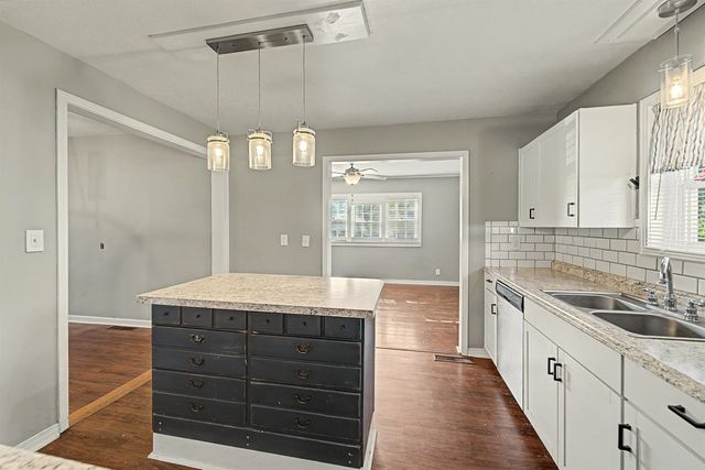 524 W Wilson St, Salina, KS 67401