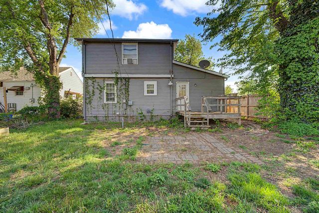 524 W Wilson St, Salina, KS 67401