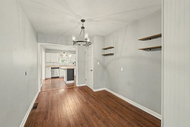 524 W Wilson St, Salina, KS 67401