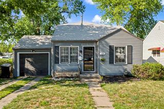 524 W Wilson St, Salina, KS 67401