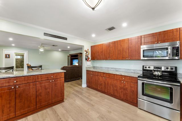 7410 Venetian Way, Lake Clarke Shores, FL 33406