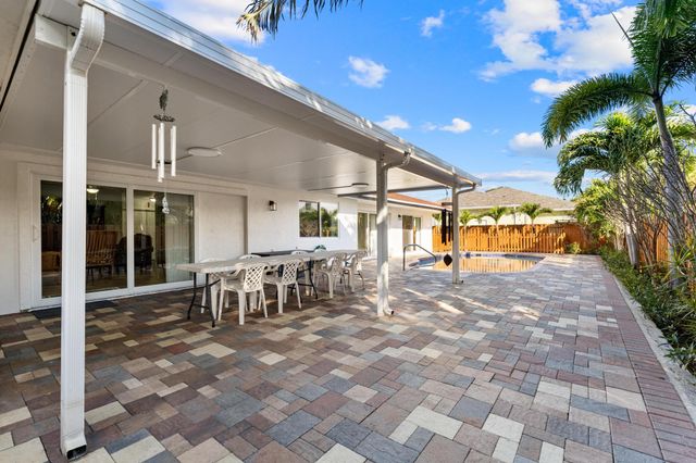 7410 Venetian Way, Lake Clarke Shores, FL 33406