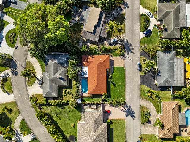 7410 Venetian Way, Lake Clarke Shores, FL 33406