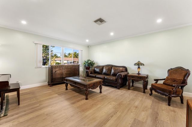 7410 Venetian Way, Lake Clarke Shores, FL 33406