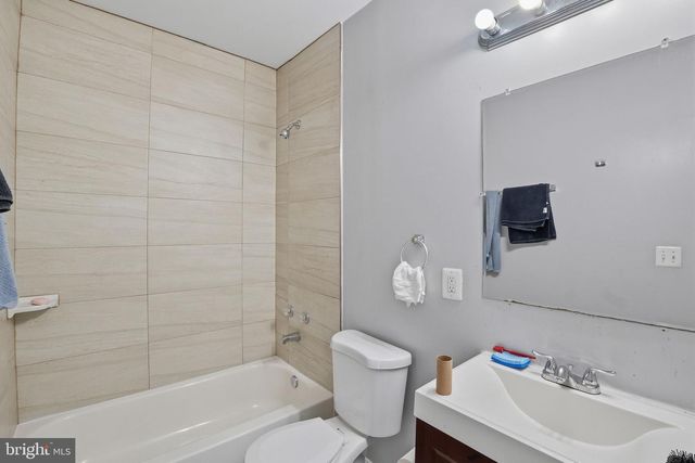 1500 COLUMBIA RD NW, Washington, DC 20009