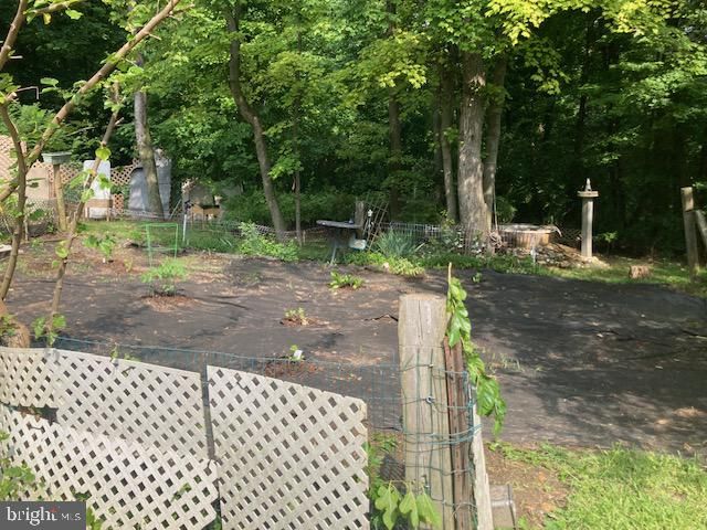 341 HILL RD, Honey Brook, PA 19344