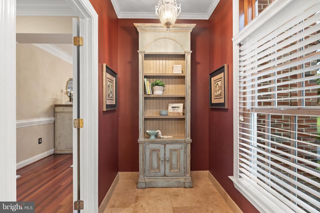 5452 CHANDLEY FARM CIR, Centreville, VA 20120