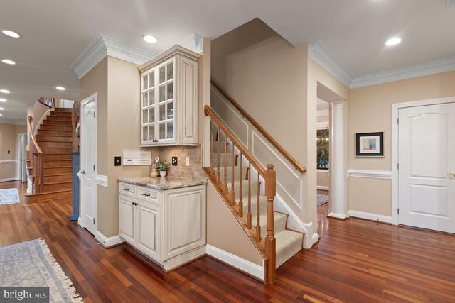 5452 CHANDLEY FARM CIR, Centreville, VA 20120