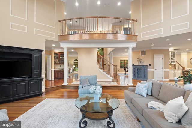 5452 CHANDLEY FARM CIR, Centreville, VA 20120