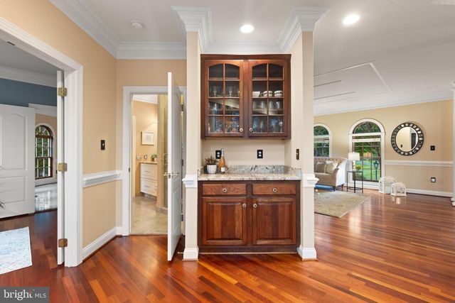 5452 CHANDLEY FARM CIR, Centreville, VA 20120