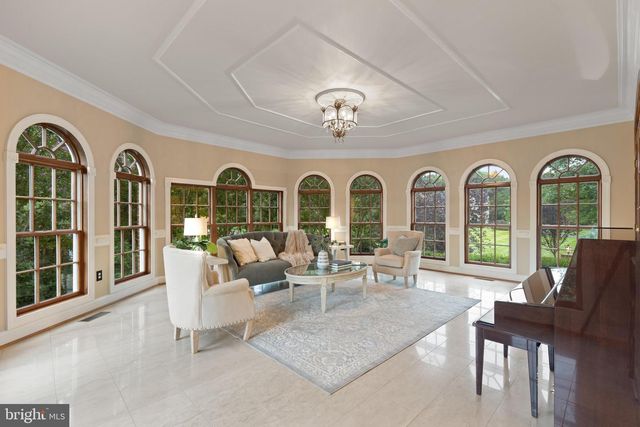 5452 CHANDLEY FARM CIR, Centreville, VA 20120