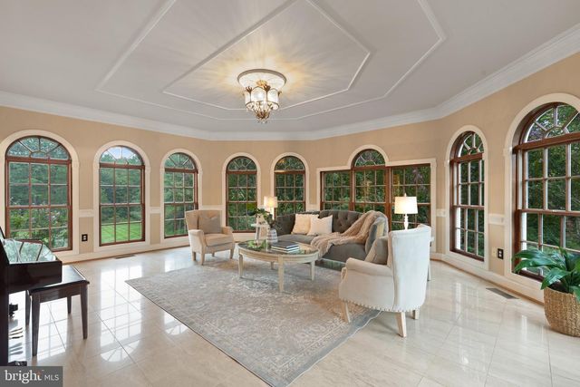 5452 CHANDLEY FARM CIR, Centreville, VA 20120