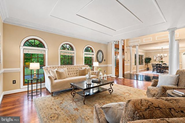5452 CHANDLEY FARM CIR, Centreville, VA 20120