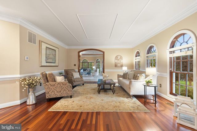 5452 CHANDLEY FARM CIR, Centreville, VA 20120