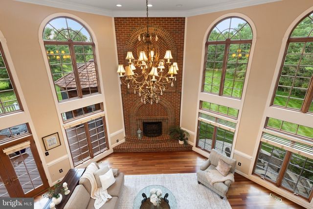 5452 CHANDLEY FARM CIR, Centreville, VA 20120