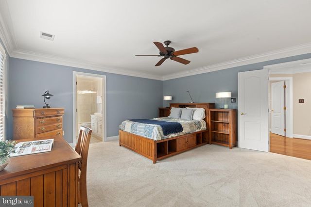 5452 CHANDLEY FARM CIR, Centreville, VA 20120
