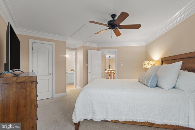 5452 CHANDLEY FARM CIR, Centreville, VA 20120