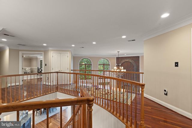5452 CHANDLEY FARM CIR, Centreville, VA 20120