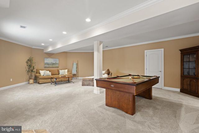 5452 CHANDLEY FARM CIR, Centreville, VA 20120