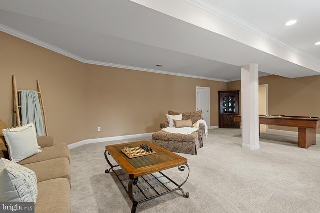 5452 CHANDLEY FARM CIR, Centreville, VA 20120