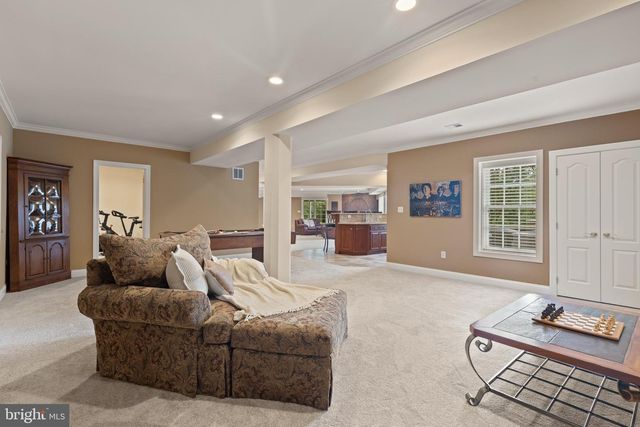 5452 CHANDLEY FARM CIR, Centreville, VA 20120