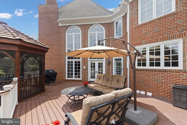 5452 CHANDLEY FARM CIR, Centreville, VA 20120