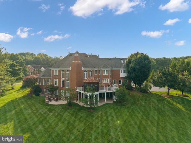 5452 CHANDLEY FARM CIR, Centreville, VA 20120