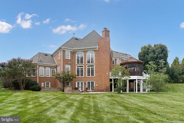 5452 CHANDLEY FARM CIR, Centreville, VA 20120