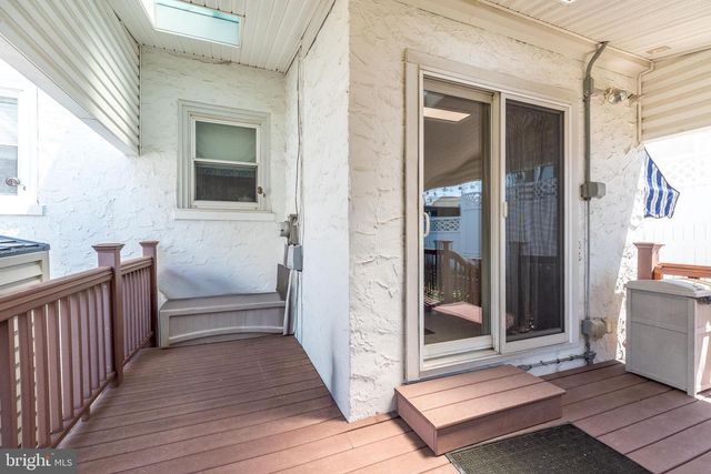 405 W ELEVENTH AVE, Conshohocken, PA 19428