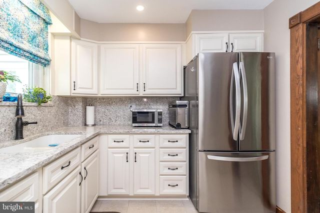 405 W ELEVENTH AVE, Conshohocken, PA 19428