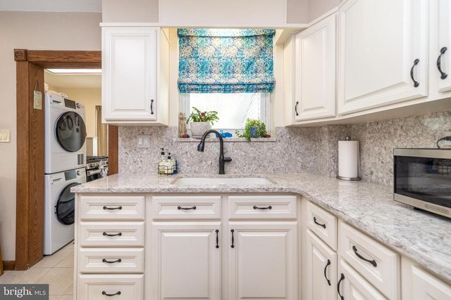 405 W ELEVENTH AVE, Conshohocken, PA 19428