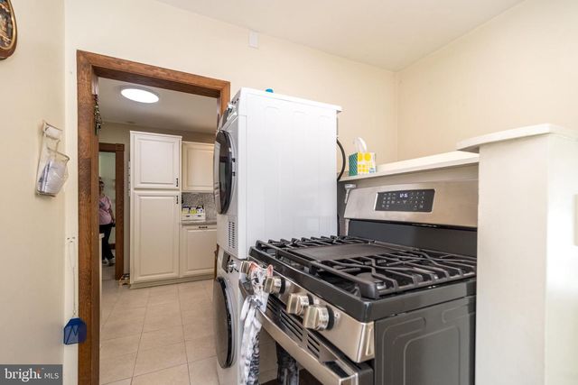 405 W ELEVENTH AVE, Conshohocken, PA 19428