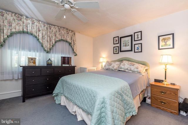 405 W ELEVENTH AVE, Conshohocken, PA 19428