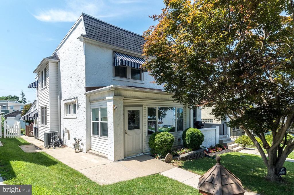 405 W ELEVENTH AVE, Conshohocken, PA 19428