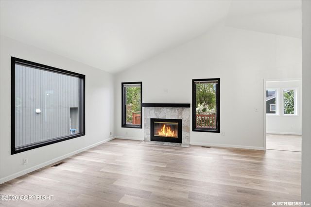 2152 Misty Glenn Circle, Anchorage, AK 99502