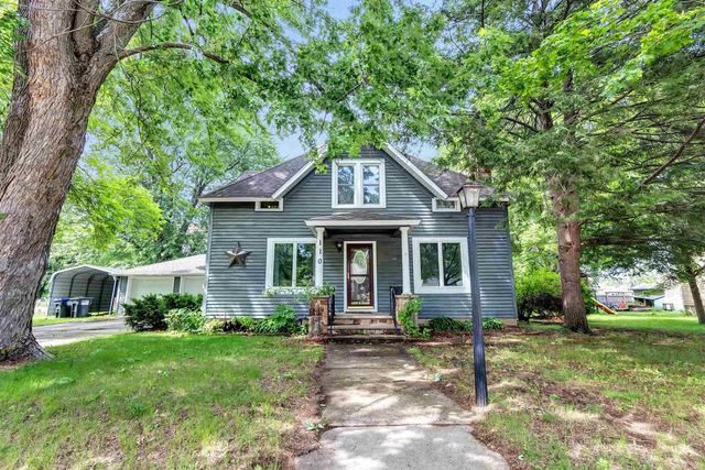 110 W PARKER STREET, Weyauwega, WI 54983