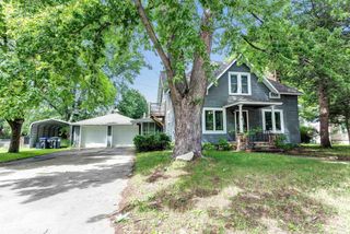 110 W PARKER STREET, Weyauwega, WI 54983
