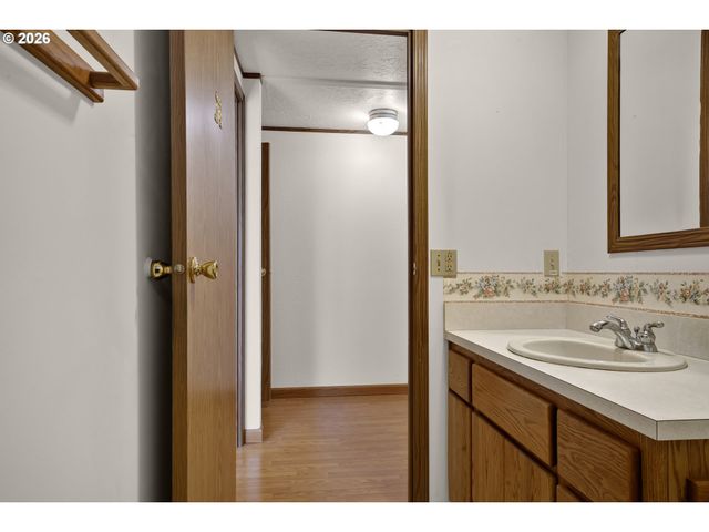 1699 N TERRY St 43, Eugene, OR 97402