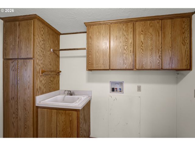 1699 N TERRY St 43, Eugene, OR 97402