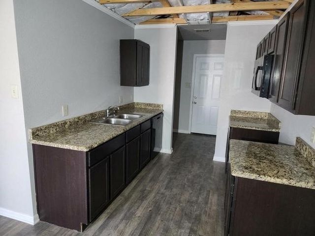 3610 Kenilworth Street, Dallas, TX 75210
