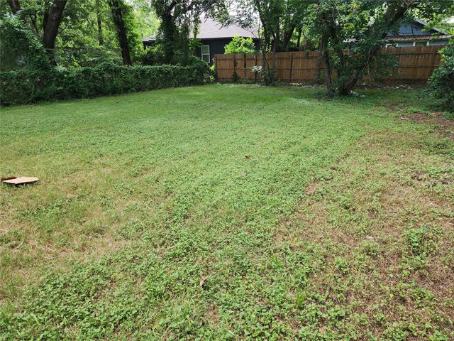 3610 Kenilworth Street, Dallas, TX 75210