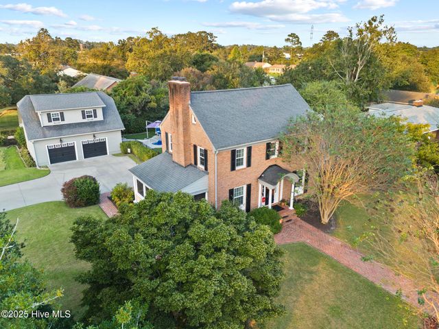 406 Carmen Avenue, Jacksonville, NC 28540