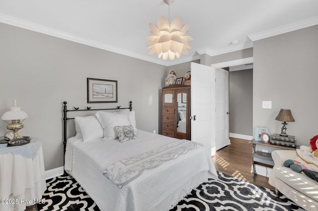 406 Carmen Avenue, Jacksonville, NC 28540