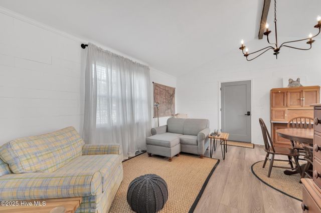 406 Carmen Avenue, Jacksonville, NC 28540